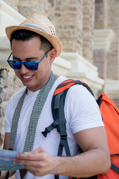 homme en touriste